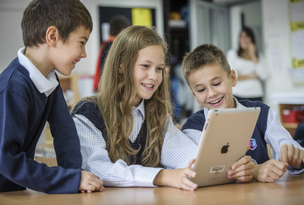 تعليم مجاني مونتينيجرو اقامة دائمة وعمل